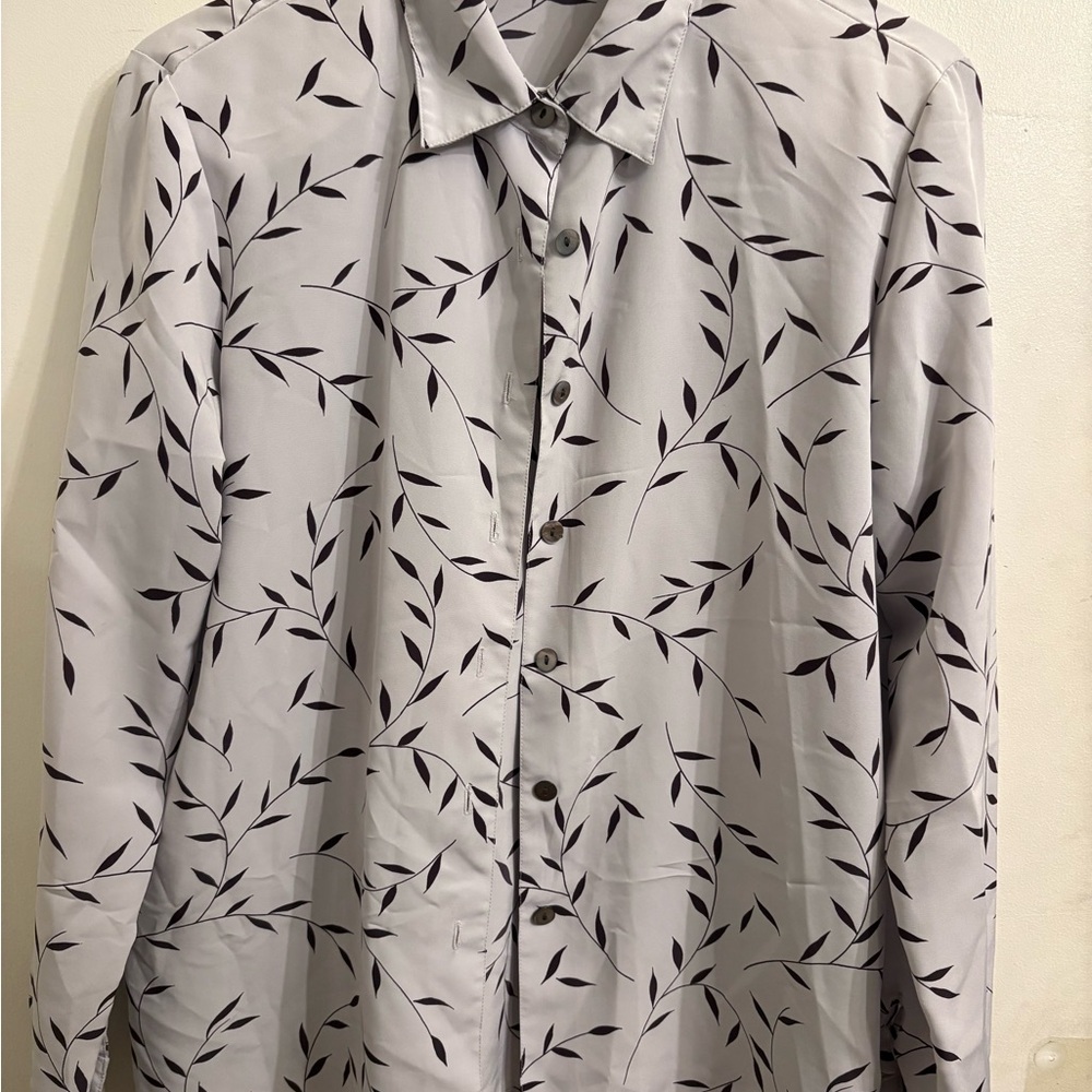 Notations  Black and Gray Leaf Print Shirt Y2K